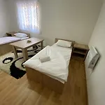 Hadzic 아파트