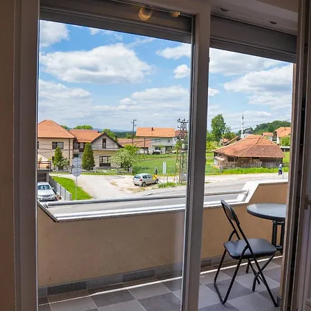 Hadzic Apartment *