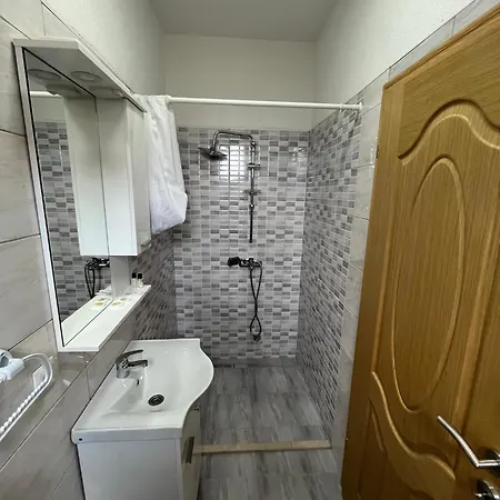 Hadzic Lägenhet Zivinice